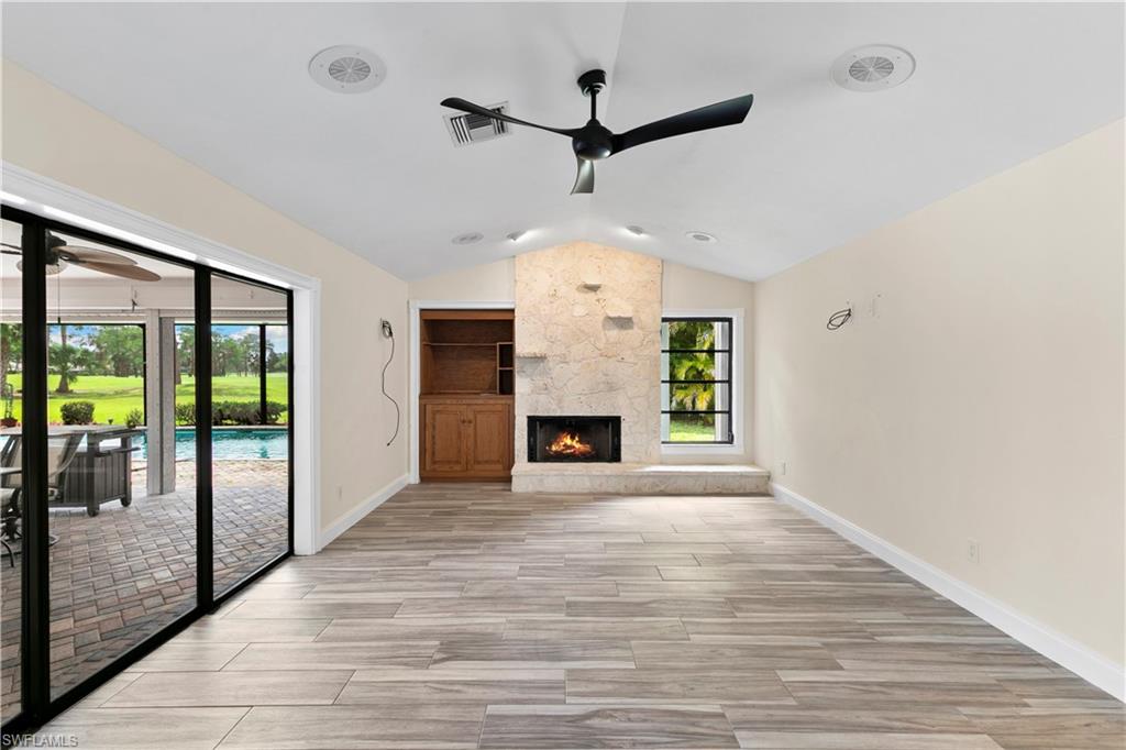 2010 Imperial Golf Course BLVD photo 17