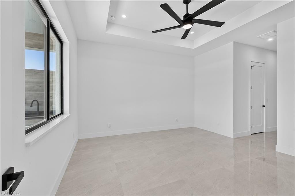 2525 Surfside BLVD photo 22