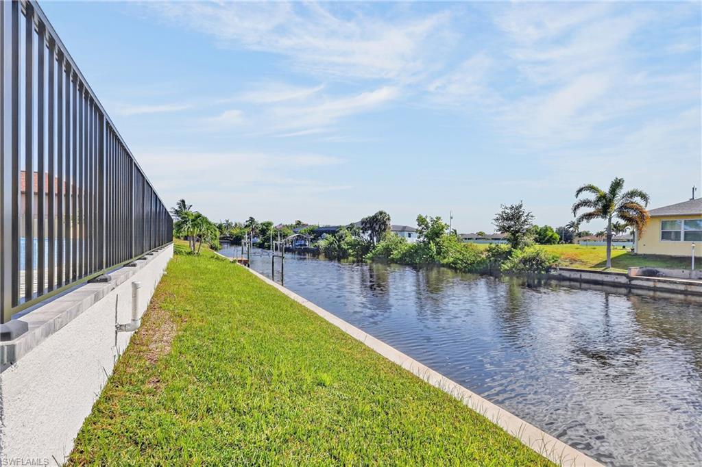 2525 Surfside BLVD photo 33