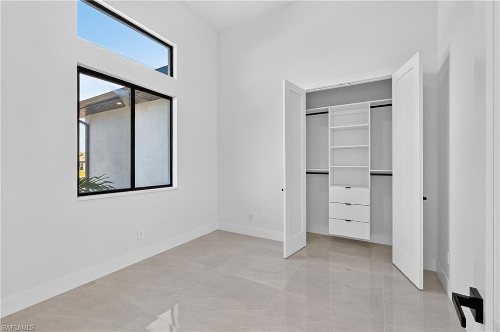 2525 Surfside BLVD photo 14