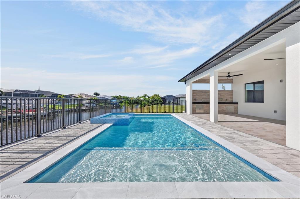 2525 Surfside BLVD photo 31