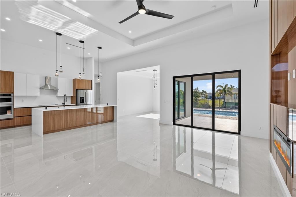 2525 Surfside BLVD