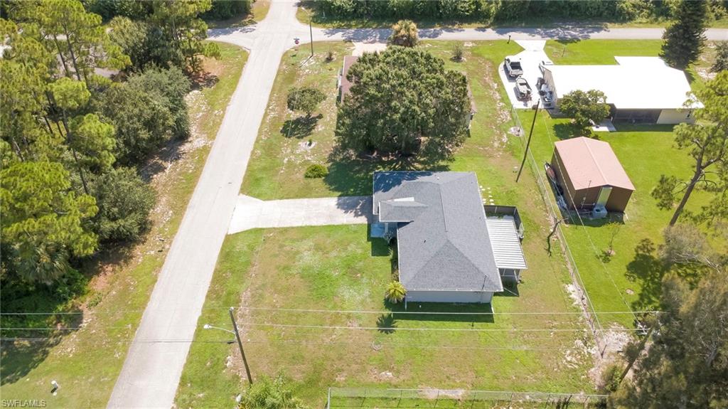 2806 E 3rd ST photo 22