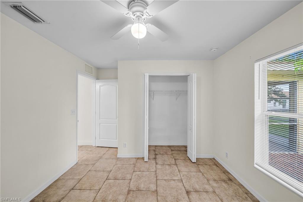 Recessed ceiling fan with light fixture