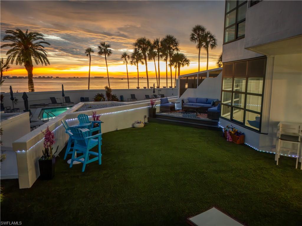 Private Sunset Show Every Evening