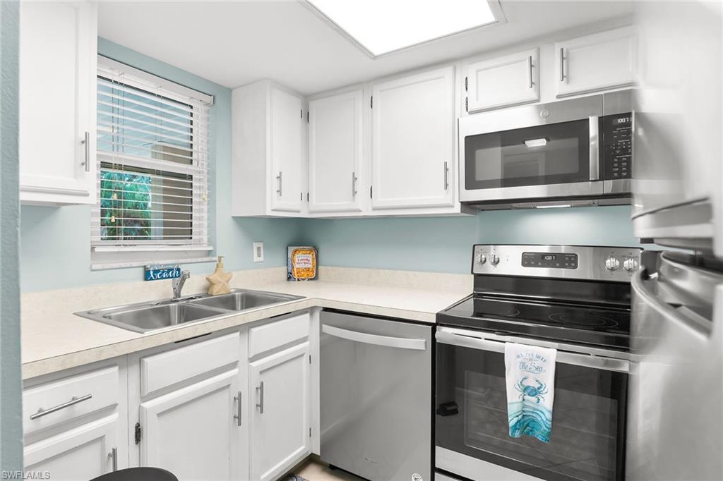 87 Collier BLVD J18 photo 7