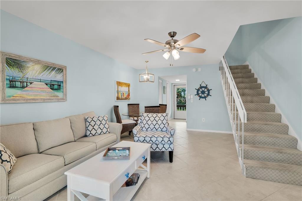 87 Collier BLVD J18
