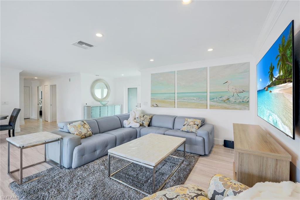 1250 Tuna CT photo 7