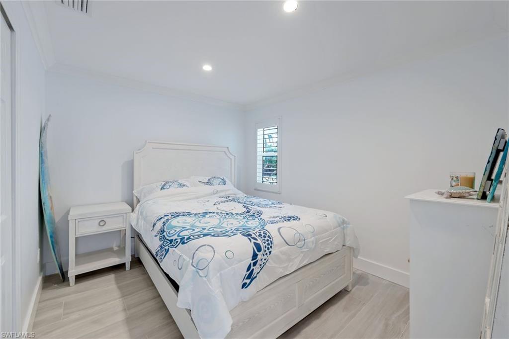 1250 Tuna CT photo 19