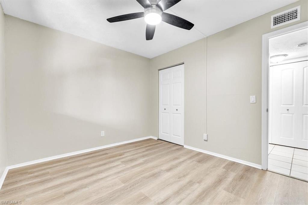 4719 SE 17th PL 105 photo 25