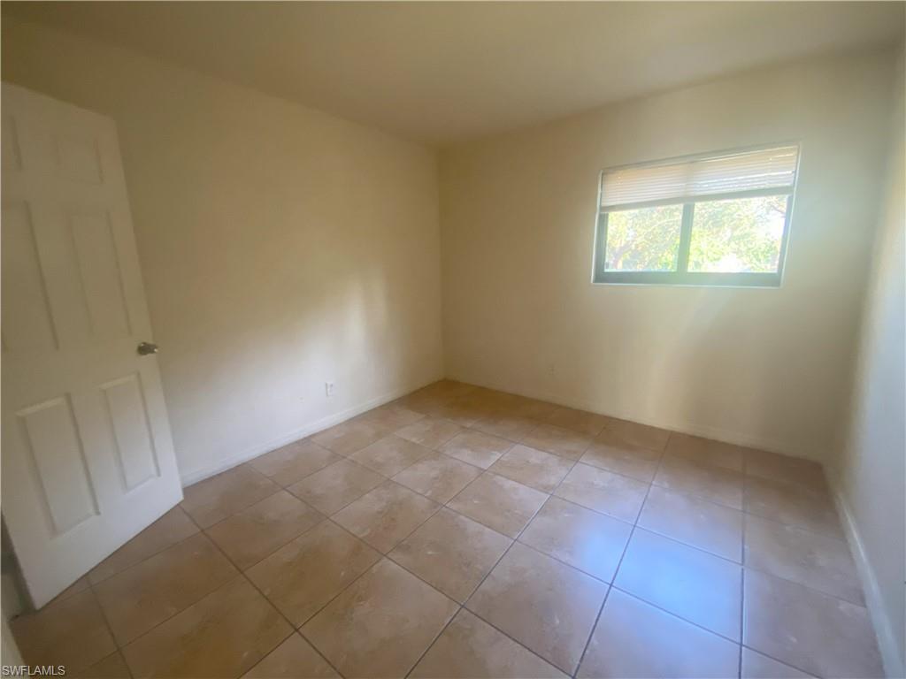 2229 Central AVE photo 7