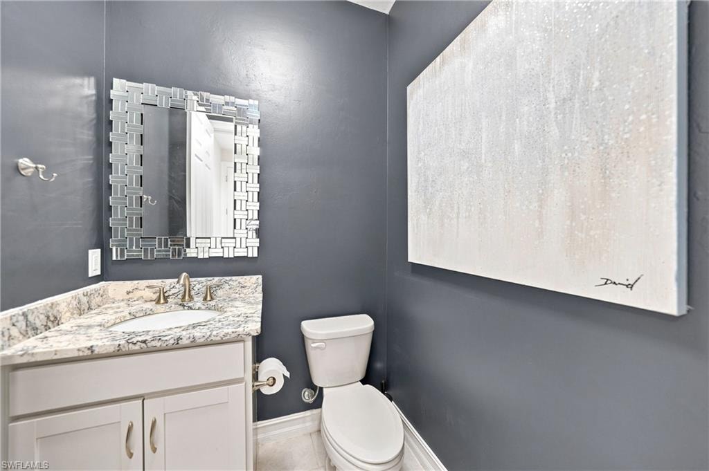 719 Heather Lake AVE photo 31