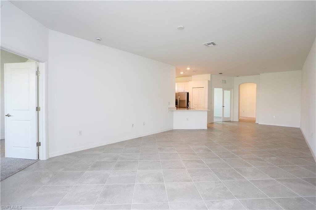 2599 Vine AVE photo 13