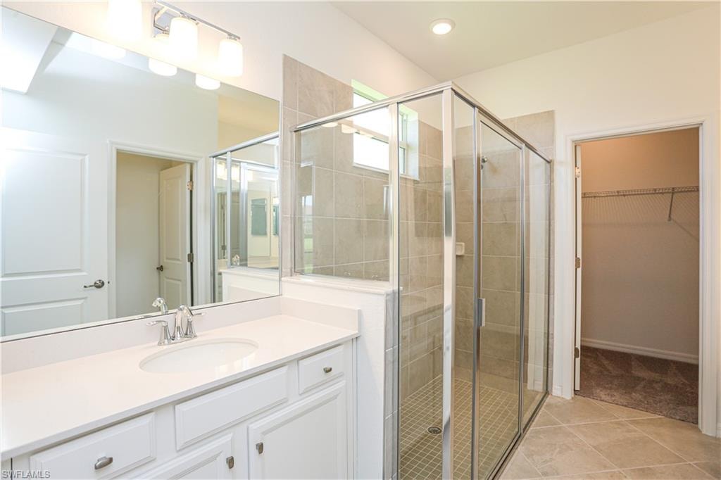 2599 Vine AVE photo 19