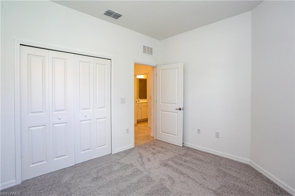 2599 Vine AVE photo 29