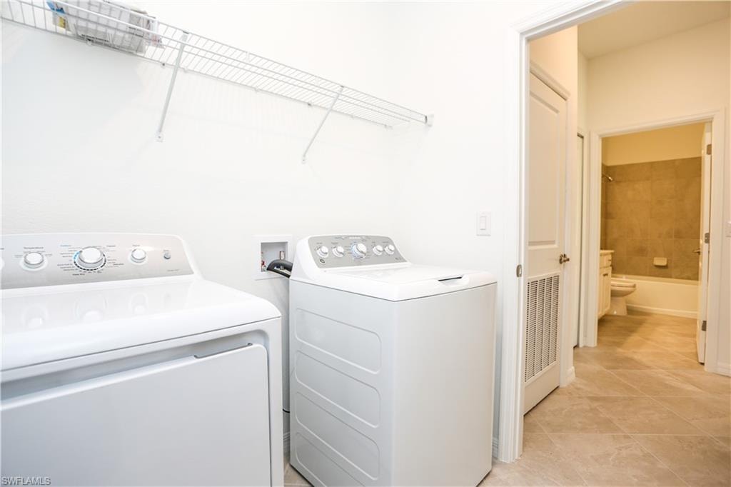 2599 Vine AVE photo 25
