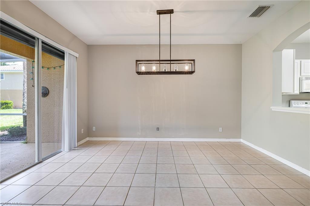 9812 Foxhall WAY 5 photo 13