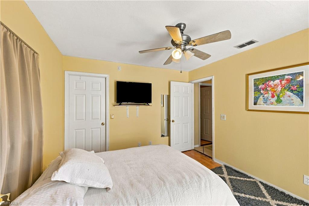 Overhead ceiling fan with integrated lighting