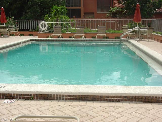 110 Cypress WAY E F5