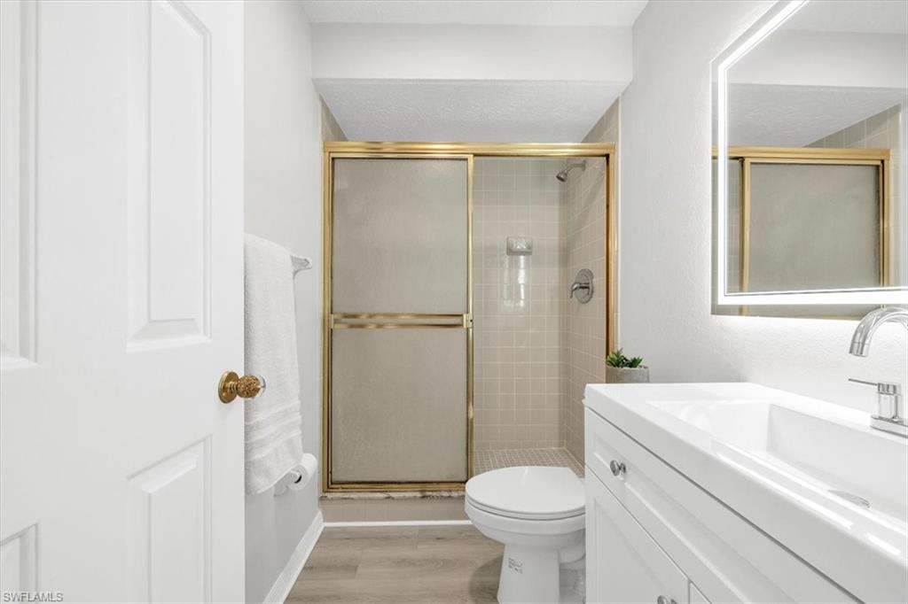 3631 SE 10th AVE 201 photo 23
