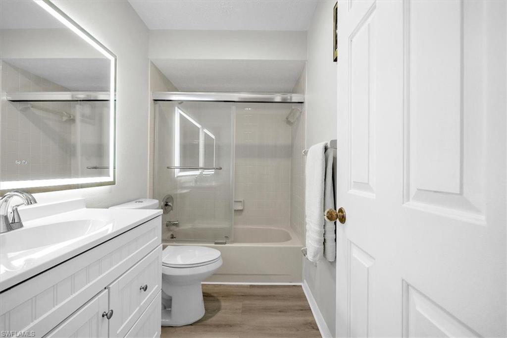 3631 SE 10th AVE 201 photo 27