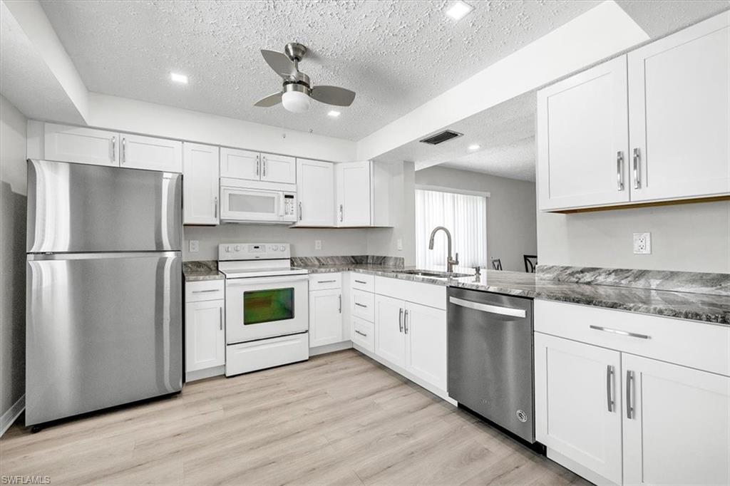3631 SE 10th AVE 201 photo 17