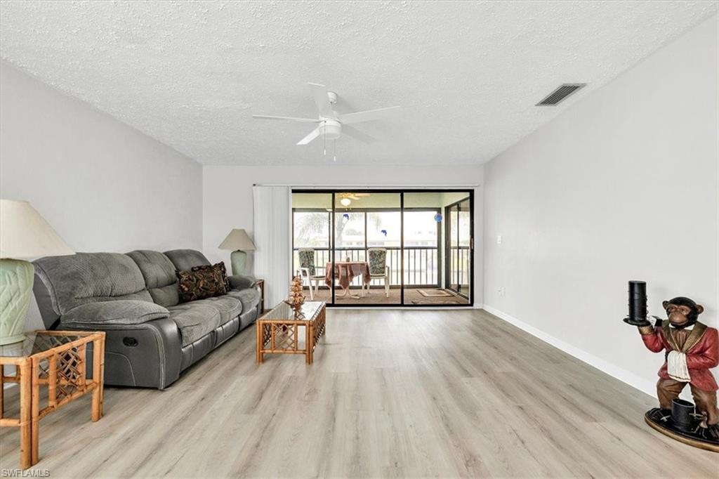 3631 SE 10th AVE 201 photo 10