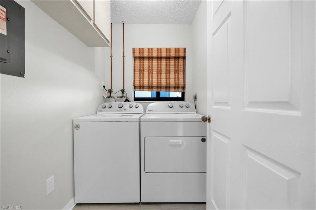 3631 SE 10th AVE 201 photo 29