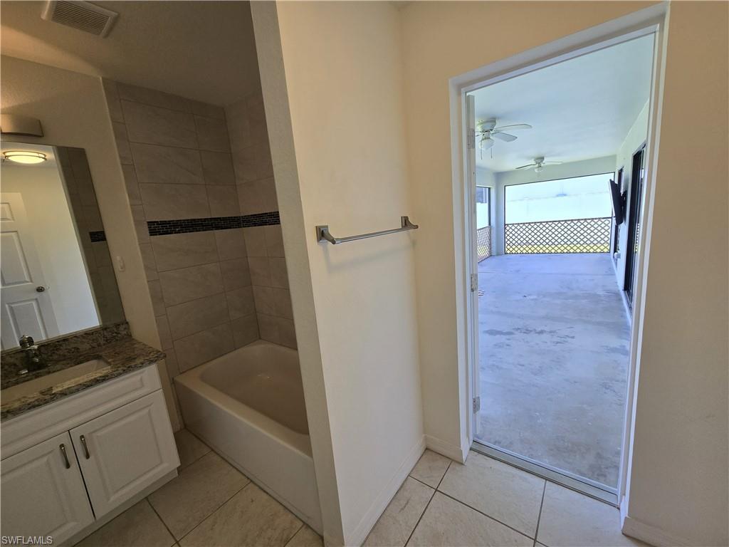 329 SW 21st LN photo 26