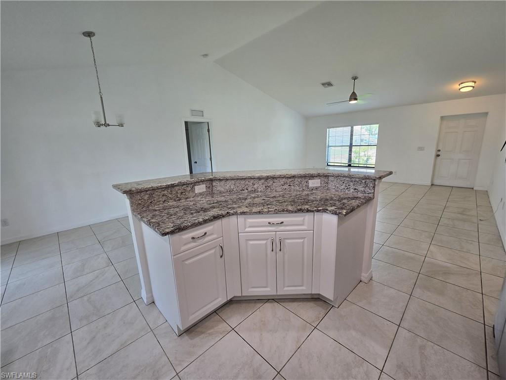 329 SW 21st LN photo 7