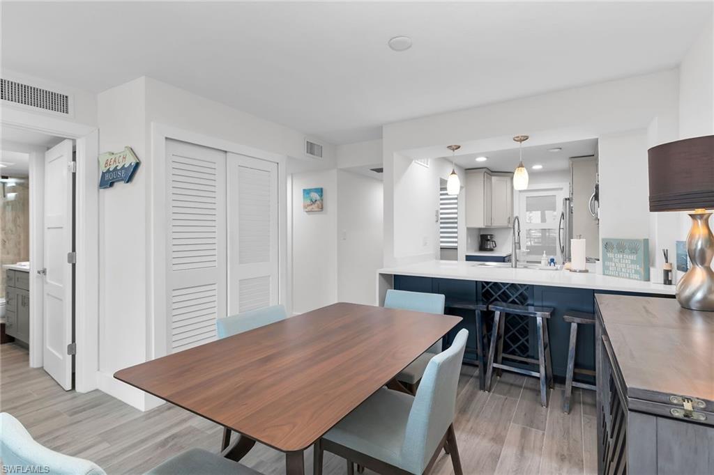591 Seaview CT A402 photo 11