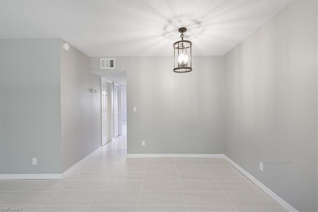 3225 E Riverside DR 63F photo 9
