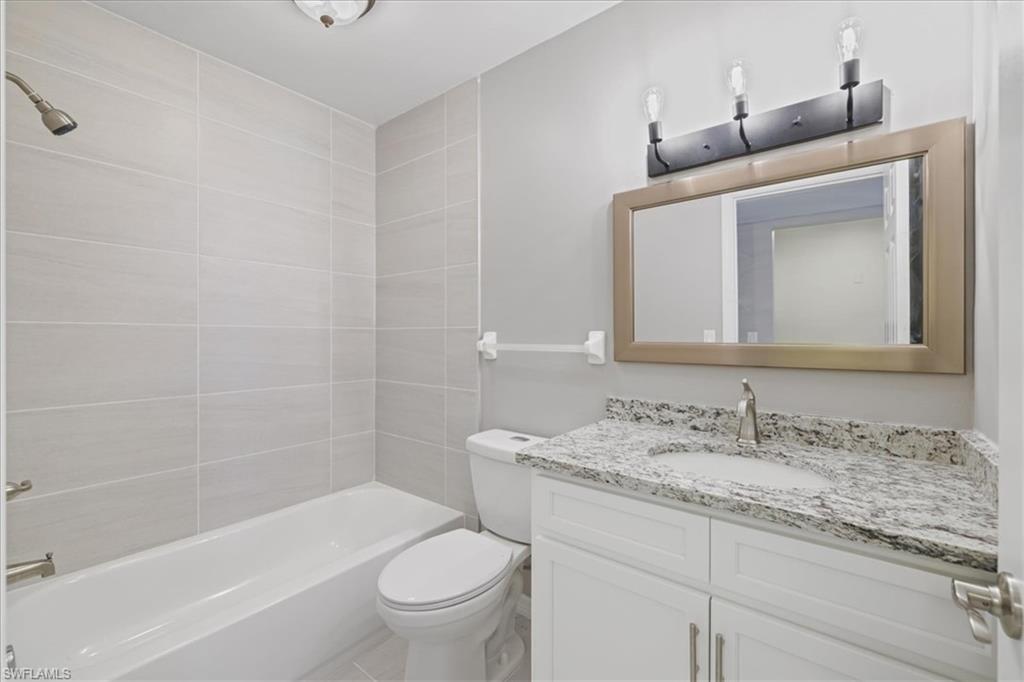 3225 E Riverside DR 63F photo 15