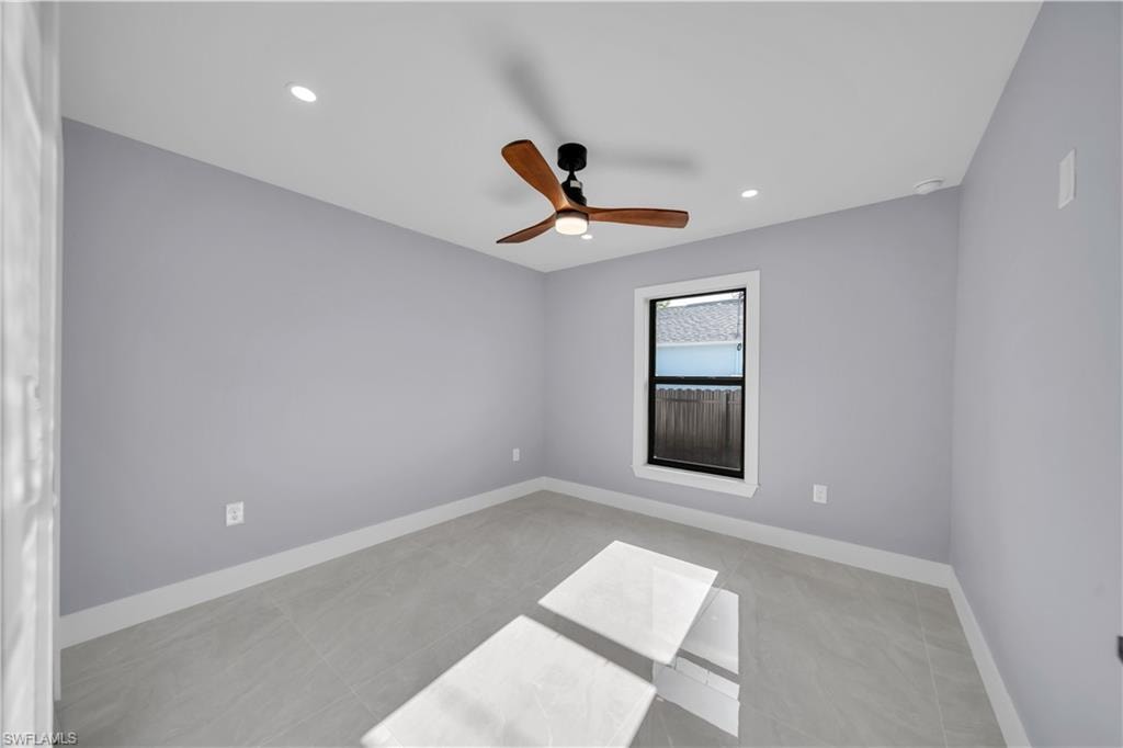 2021 NE 24th TER photo 29