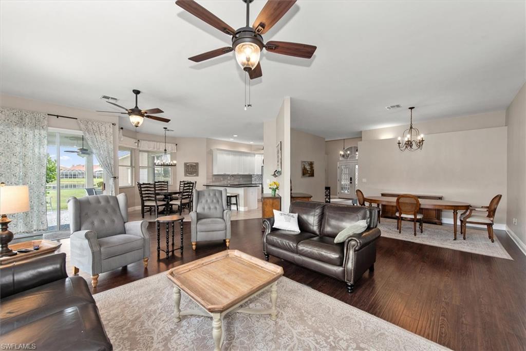 12952 Dresden CT photo 9