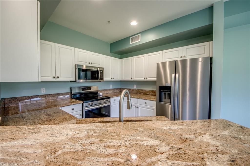 4015 Palm Tree BLVD 202 photo 9