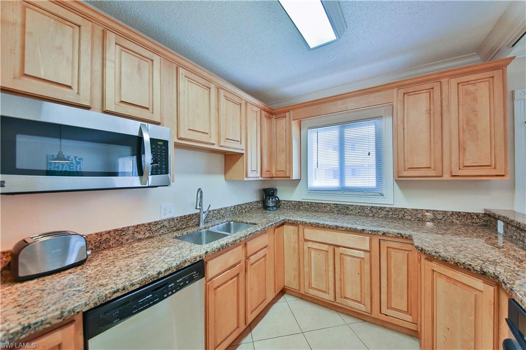 1100 Gulf Shore BLVD N 207 photo 6