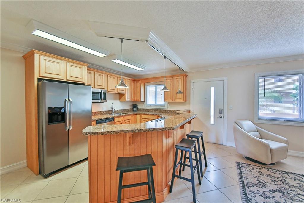 1100 Gulf Shore BLVD N 207 photo 9