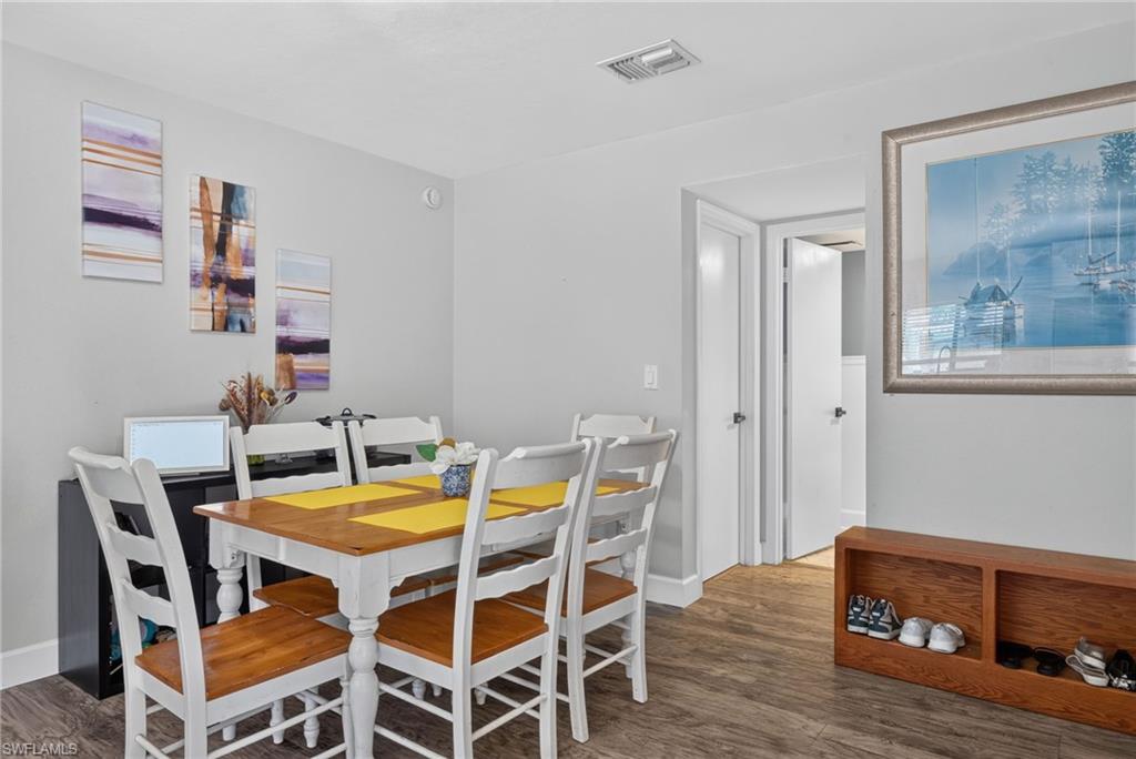 1448 Park Shore CIR 2 photo 7