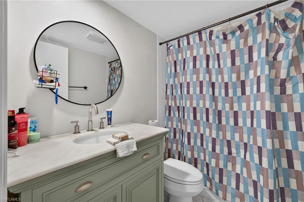 1448 Park Shore CIR 2 photo 18