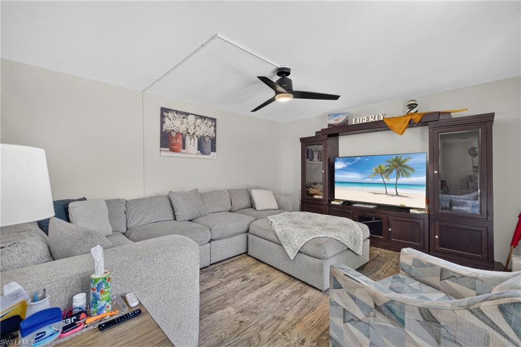 1448 Park Shore CIR 2