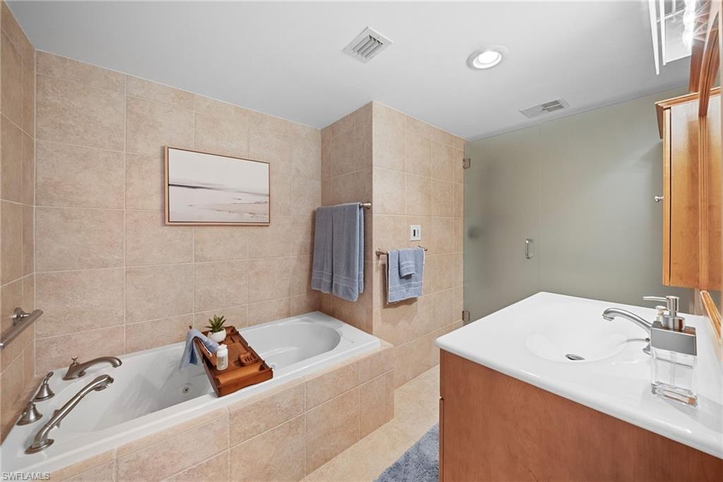 4200 Belair LN 101 photo 12