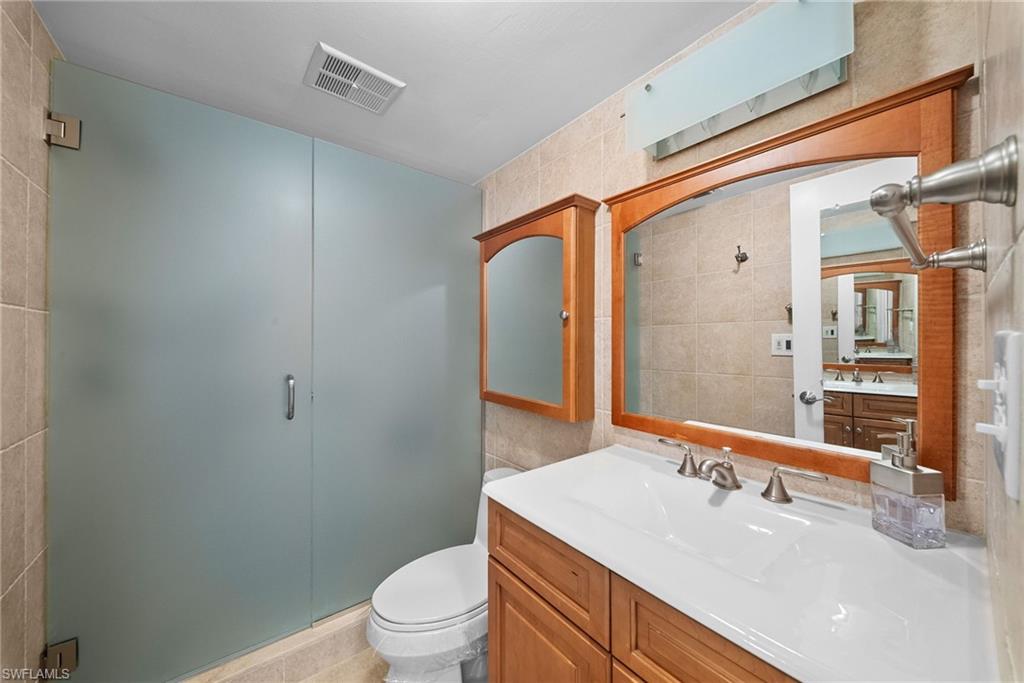 4200 Belair LN 101 photo 9