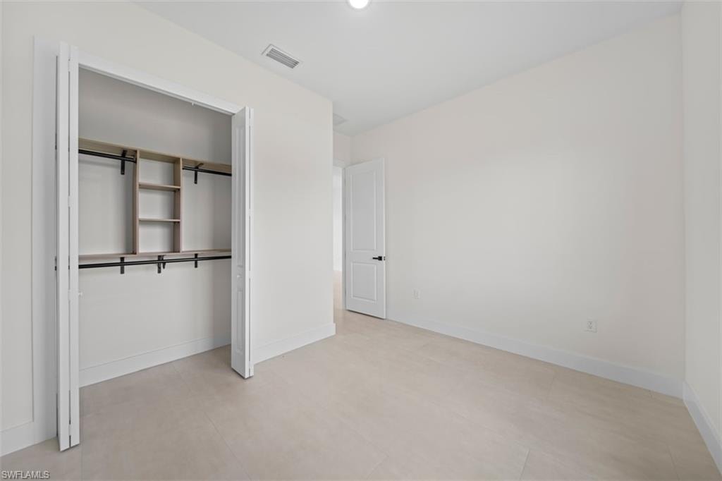 29 Trafalgar PKWY photo 29