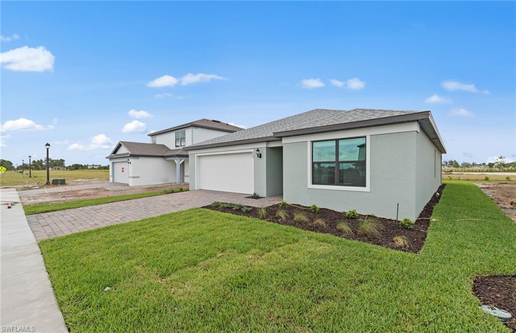 Photos are of similar Chapman floorplan. Homes may vary.