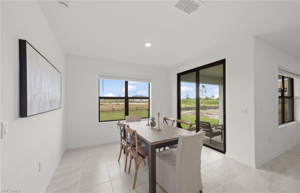 Photos are of similar Chapman floorplan. Homes may vary.