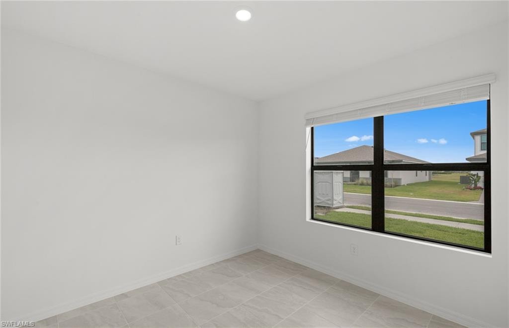 Photos are of similar Chapman floorplan. Homes may vary.