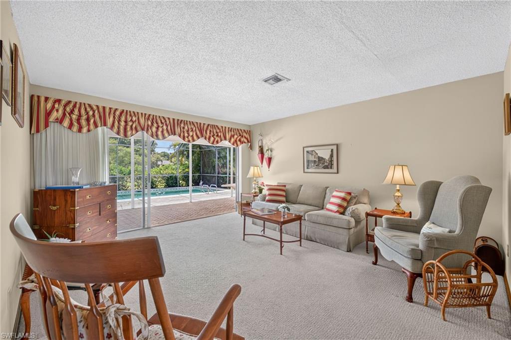 5710 Basswood CT photo 9