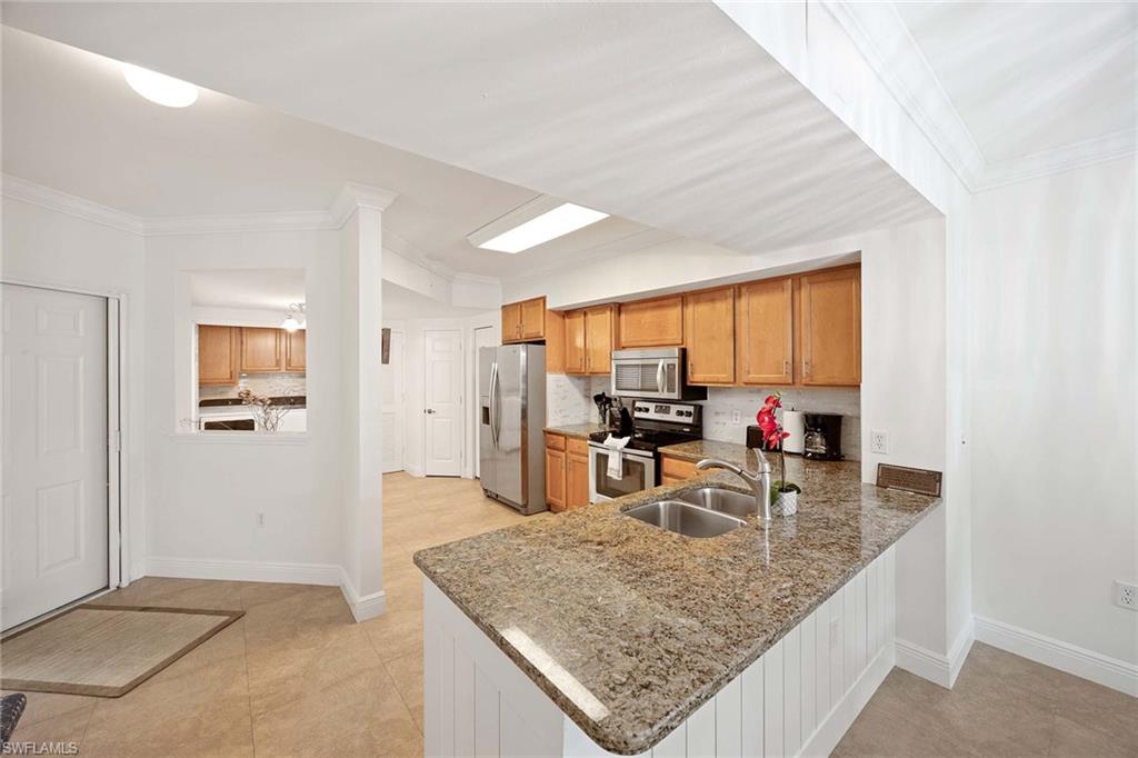 5455 Worthington LN 103 photo 14