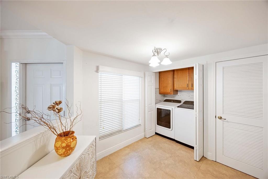 5455 Worthington LN 103 photo 18